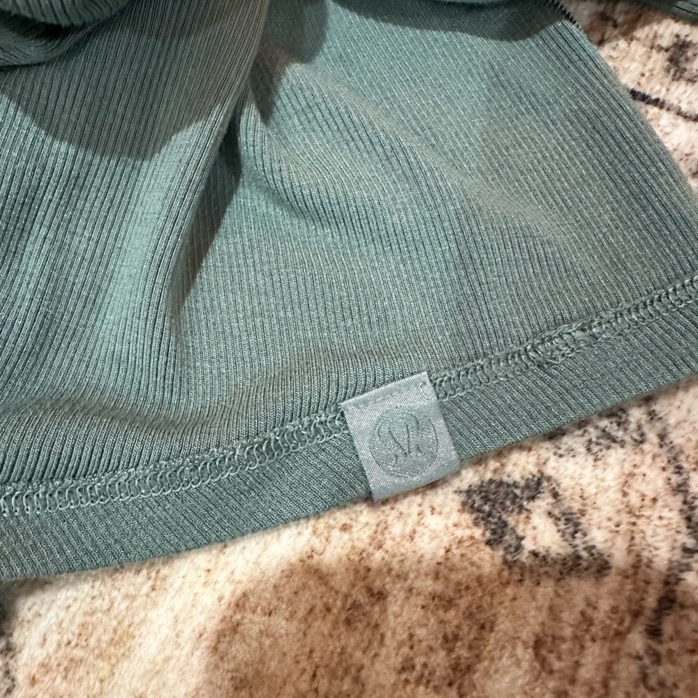 Lululemon Thermal Long Sleeve Shirt | NWOT | Size XS–Small
